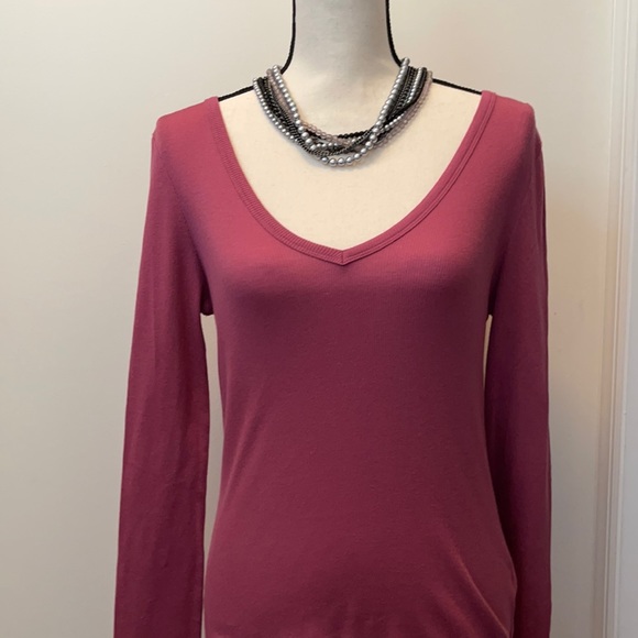 Halogen Ribbed V-Neck Tee - Picture 2 of 15